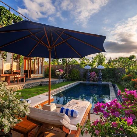 Villa Ambara Sumberkima Banyuwedang Kültér fotó