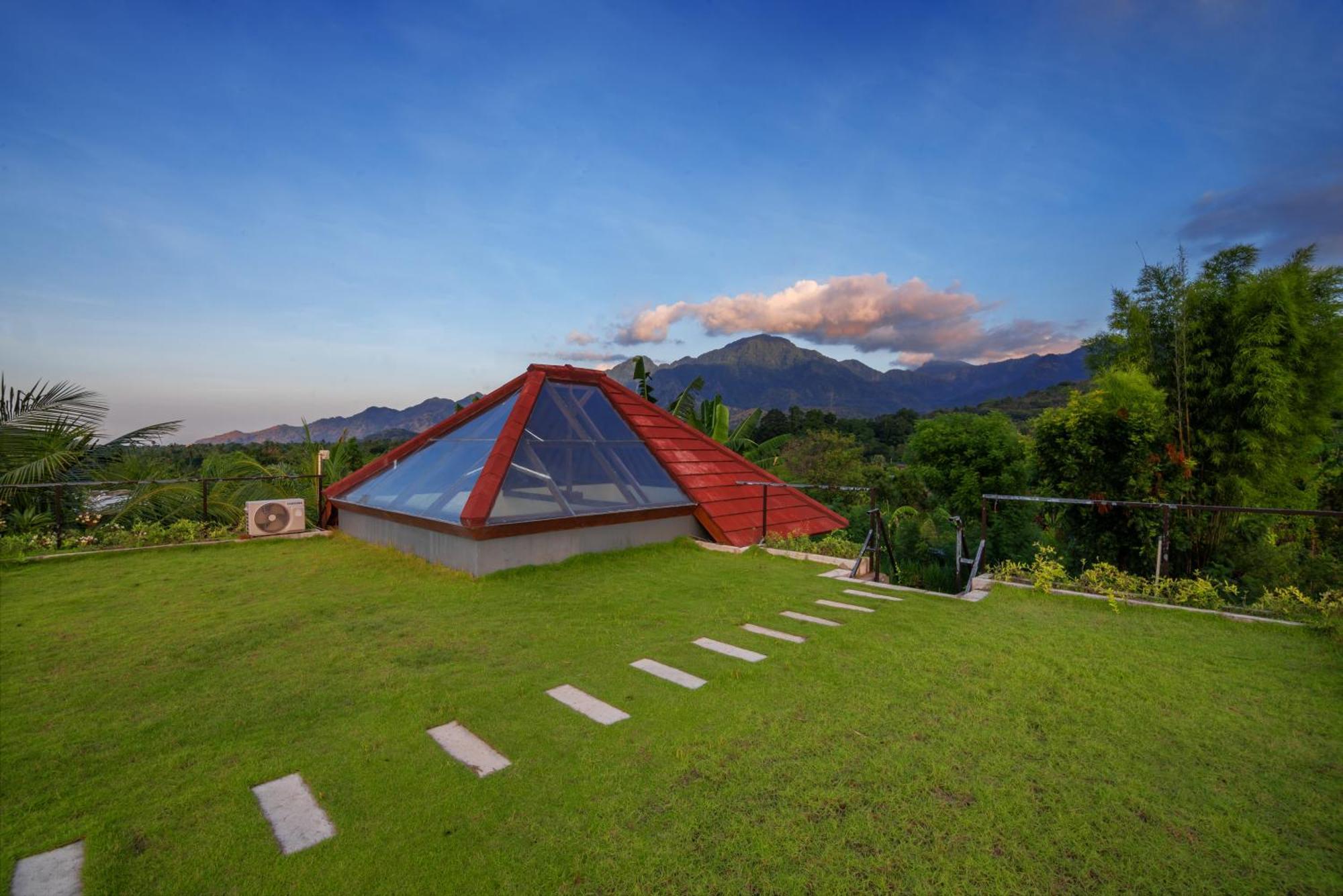 Villa Ambara Sumberkima Banyuwedang Kültér fotó